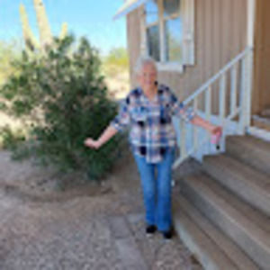 Meet your Posher, Shirl